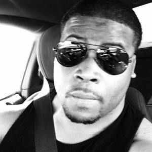 Meet your Posher, Derrick